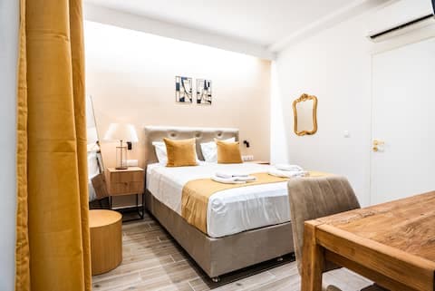Boutique Suite - Photo 1