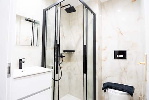 Boutique Suite - Photo 18