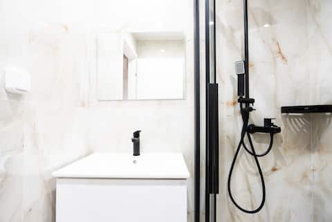 Boutique Suite - Photo 20