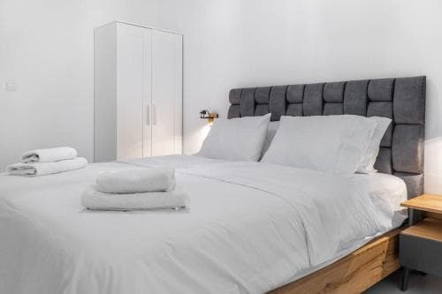 Golden Suite - Photo 11