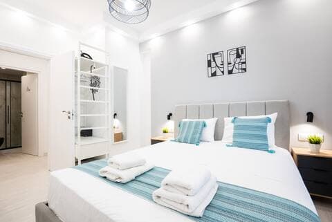 Luxury Family Apartment - Photo 17
