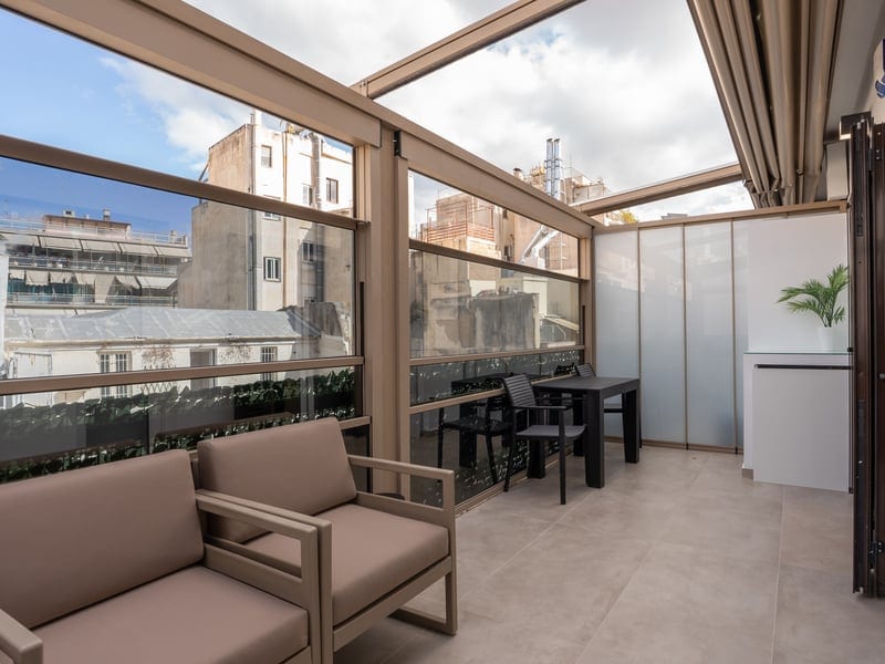 Penthouse - Photo 16