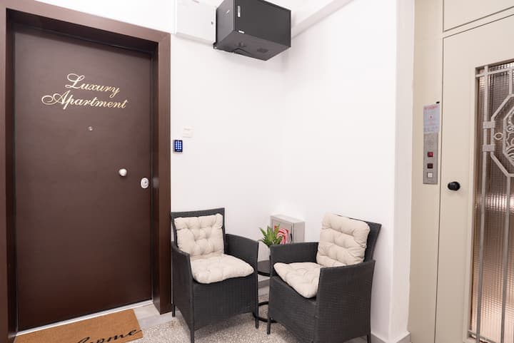 Syntagma Luxury Apartment - Photo 2