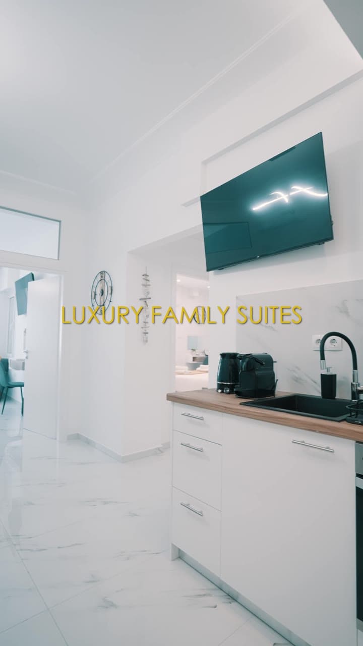 Syntagma Luxury Suites